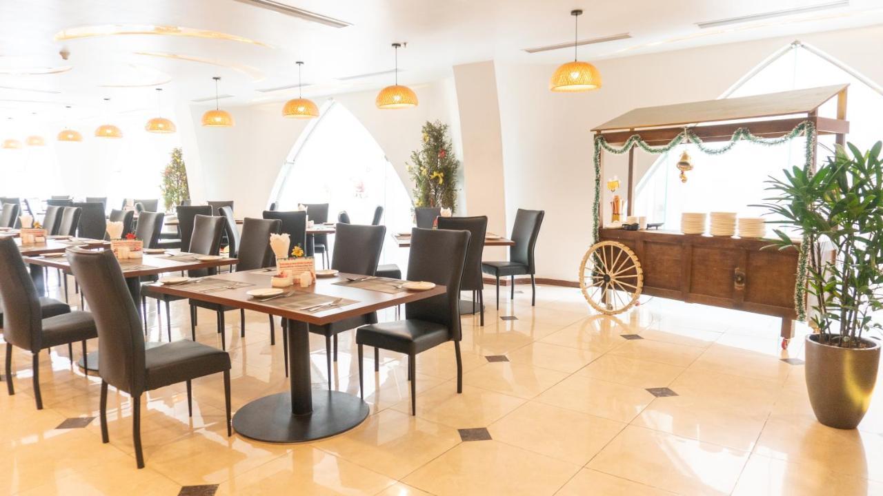 Imperial Boat Hotel Hai Phong Exterior foto